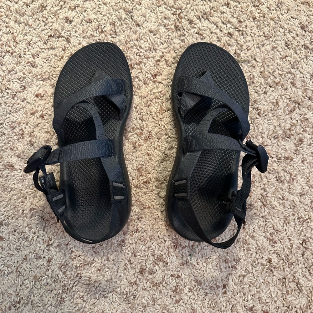 Chaco’s - Women’s 8. Black.